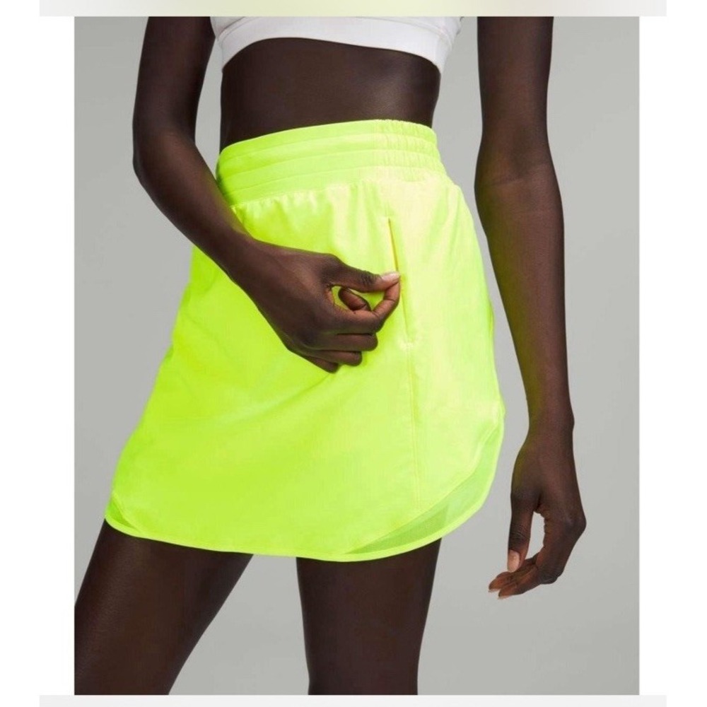 LULULEMON Hotty Hot High Rise Skirt | Highlighter Yellow | Size 12
